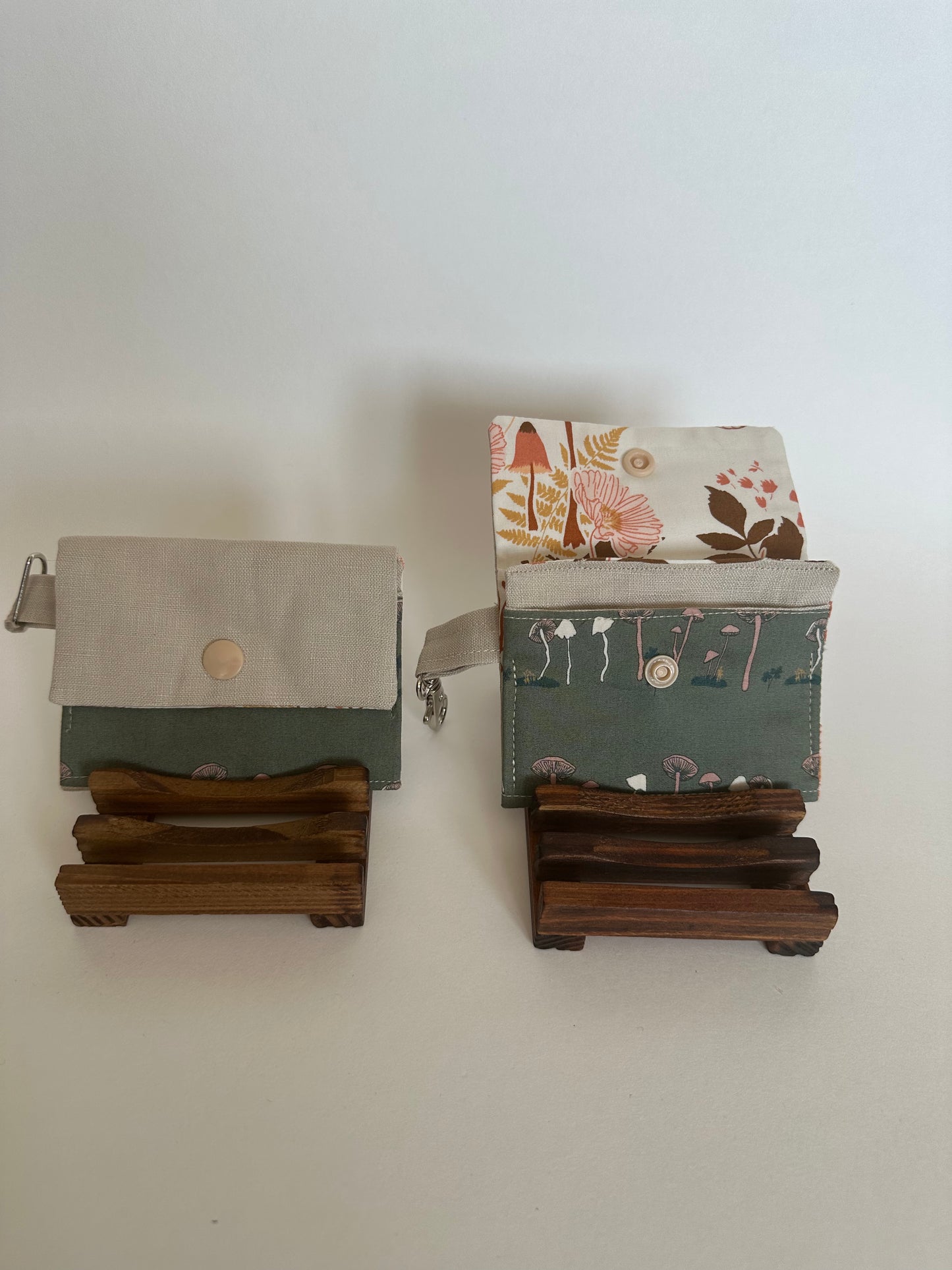Card holder