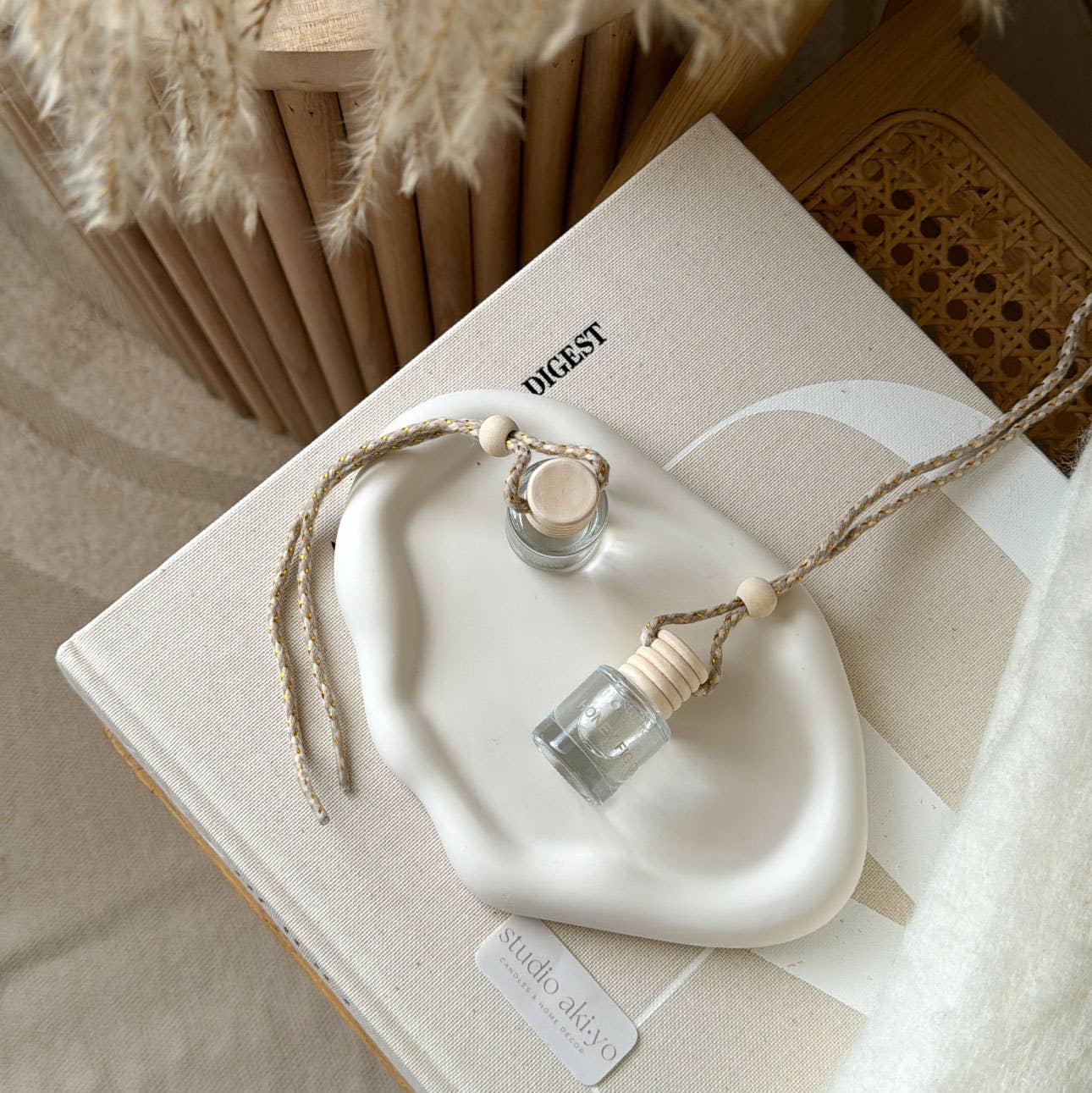 Car Diffuser Sea Salt + Sage | Hanging Air Diffuser: Sea Salt + Sage