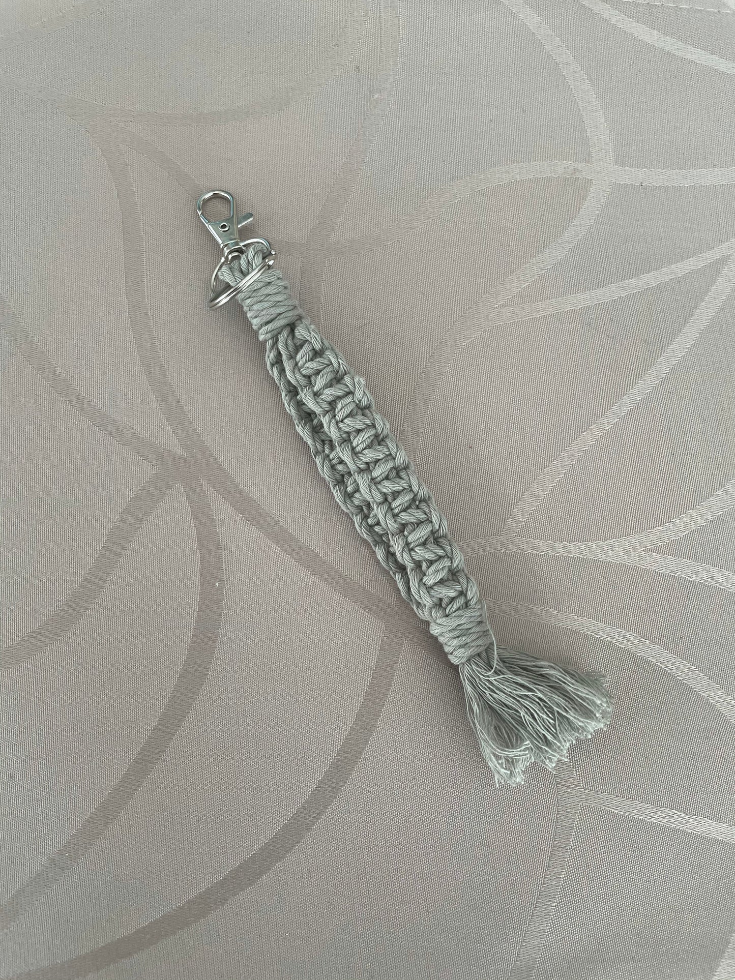 Wristlet style macrame key holder