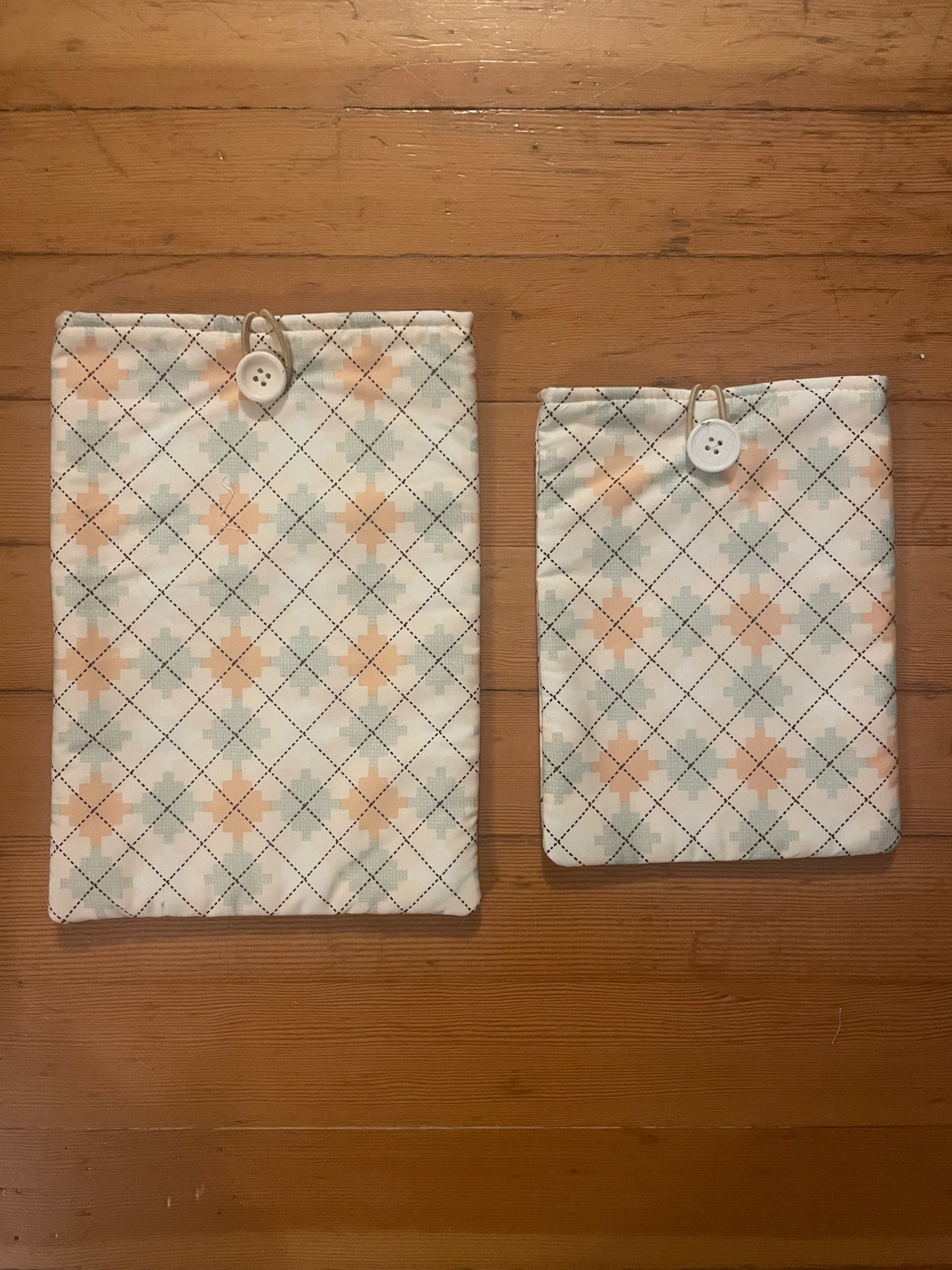 Book sleeve  - Bookish collection