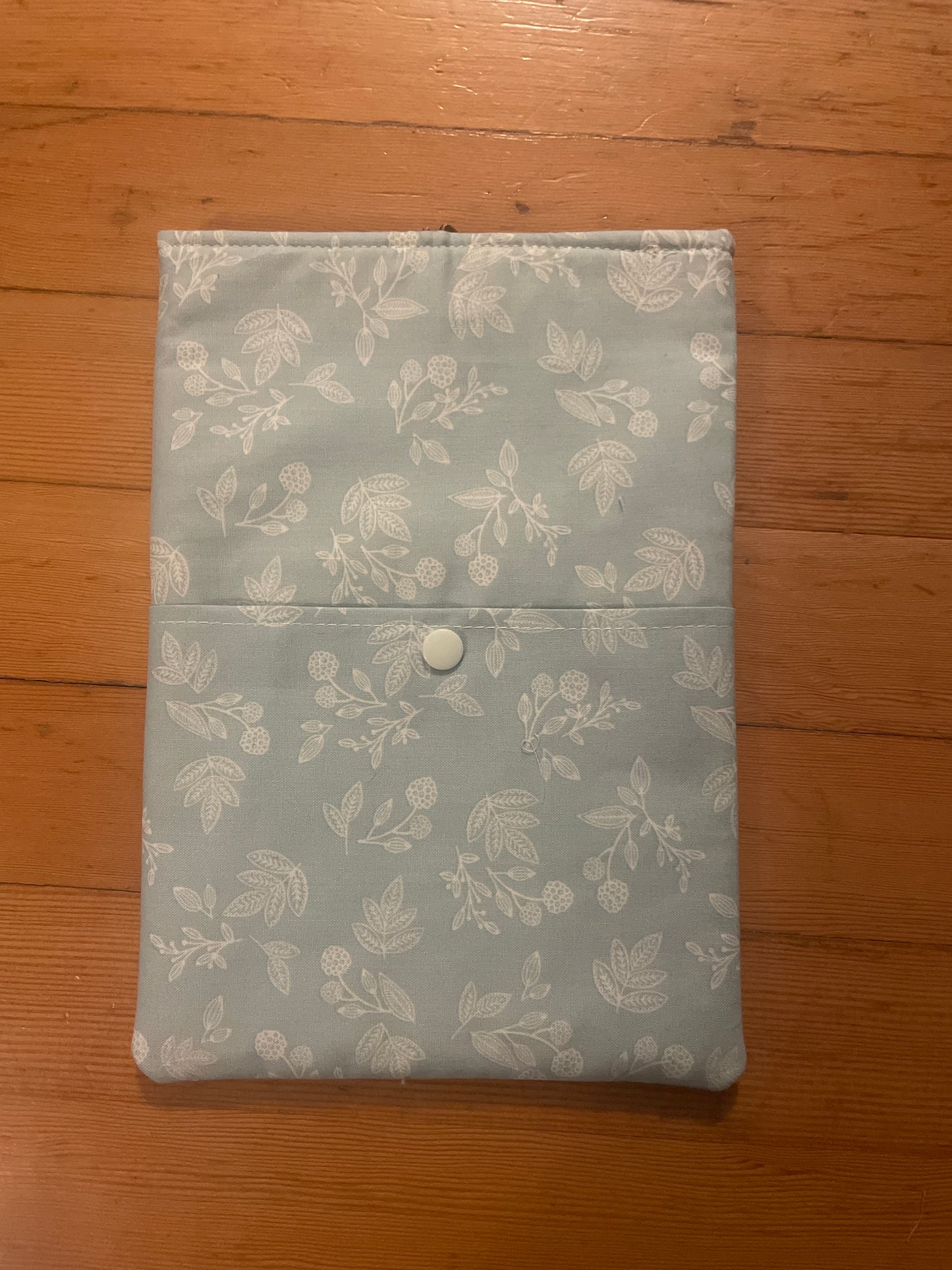 Book sleeve  with pocket - soft green