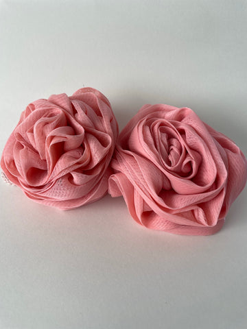 Rose shape bath sponge